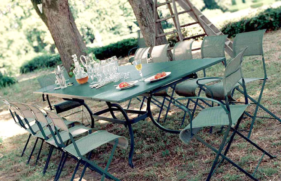 Summer Dining French Inspiration
