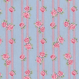 Lacy Victoria Light Blue Oil Cloth Lacy Victoria Light Blue Oil Cloth